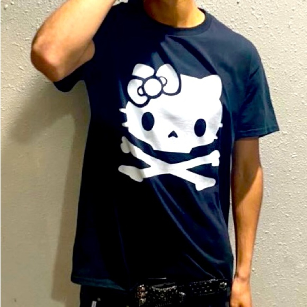 Hello kitty glow in the dark t-shirt